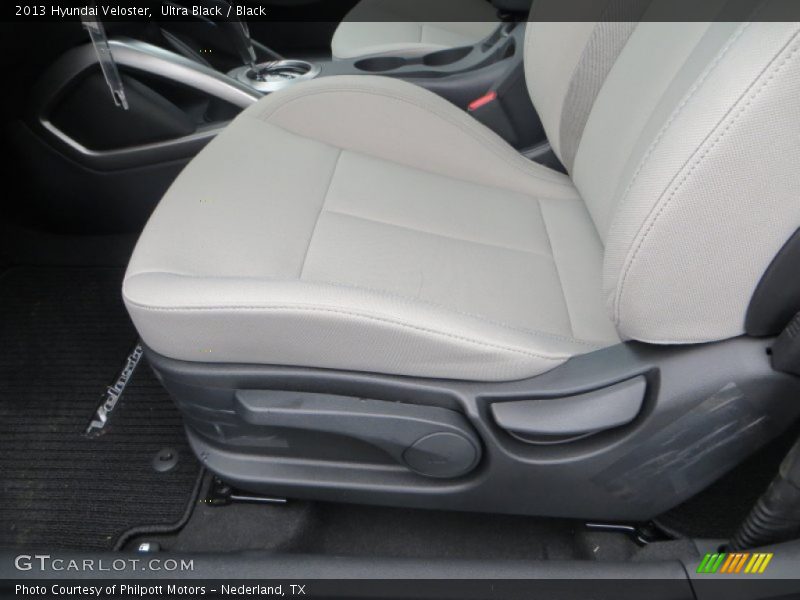 Ultra Black / Black 2013 Hyundai Veloster