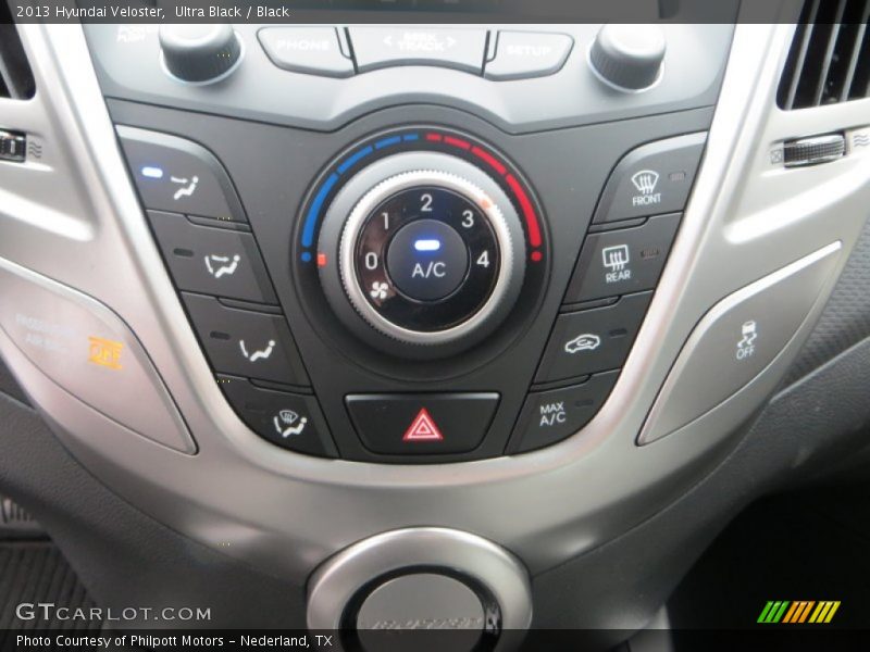 Ultra Black / Black 2013 Hyundai Veloster