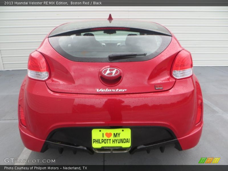 Boston Red / Black 2013 Hyundai Veloster RE:MIX Edition