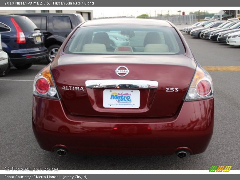 Tuscan Sun Red / Blond 2010 Nissan Altima 2.5 S