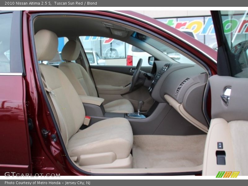 Tuscan Sun Red / Blond 2010 Nissan Altima 2.5 S