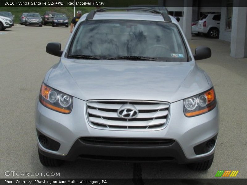 Radiant Silver / Gray 2010 Hyundai Santa Fe GLS 4WD