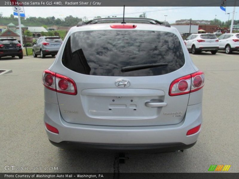 Radiant Silver / Gray 2010 Hyundai Santa Fe GLS 4WD