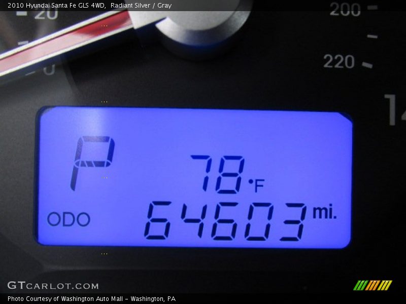 Radiant Silver / Gray 2010 Hyundai Santa Fe GLS 4WD