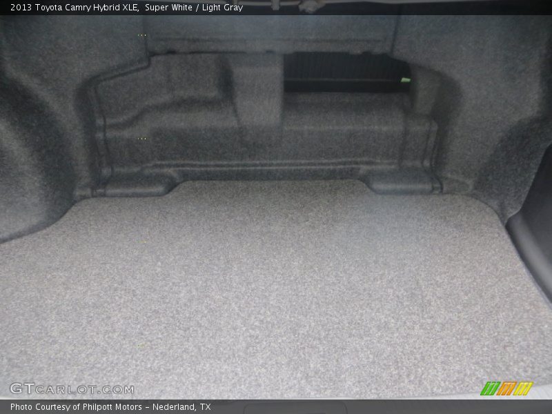 Super White / Light Gray 2013 Toyota Camry Hybrid XLE
