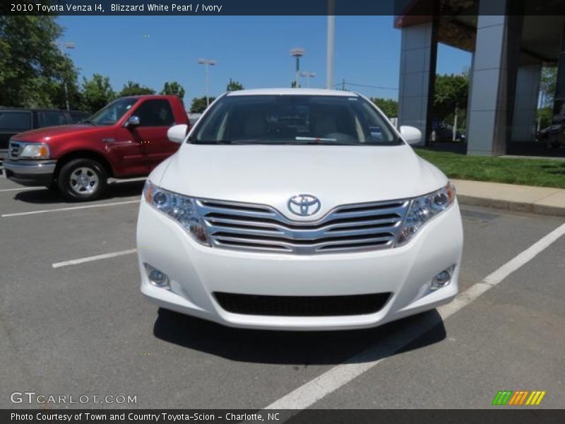 Blizzard White Pearl / Ivory 2010 Toyota Venza I4