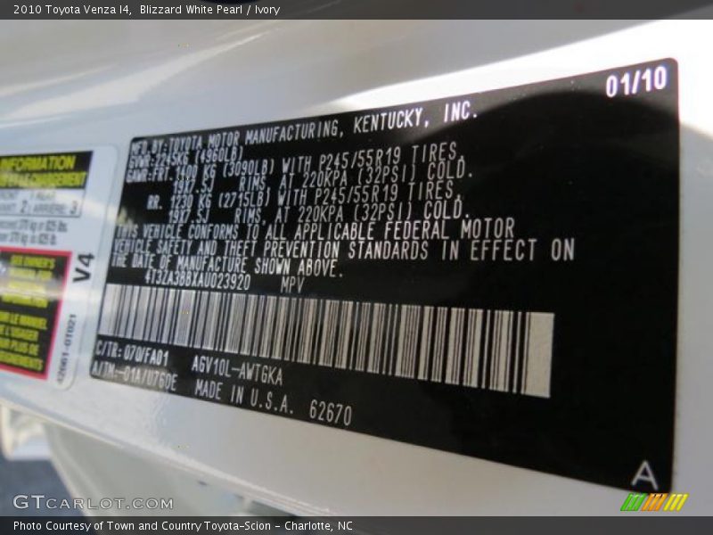 Blizzard White Pearl / Ivory 2010 Toyota Venza I4
