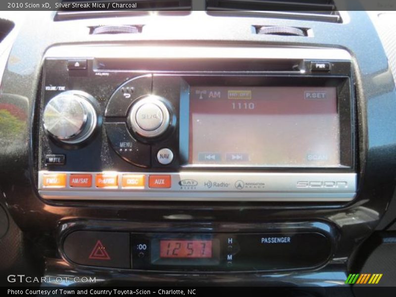 Silver Streak Mica / Charcoal 2010 Scion xD