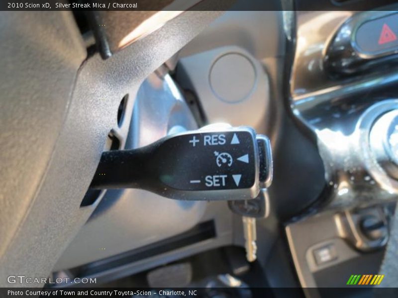 Silver Streak Mica / Charcoal 2010 Scion xD