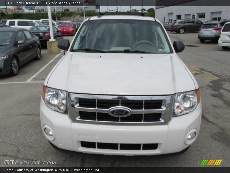 Oxford White / Stone 2010 Ford Escape XLT