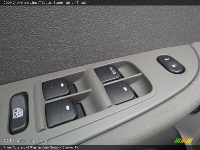 Summit White / Titanium 2009 Chevrolet Malibu LT Sedan