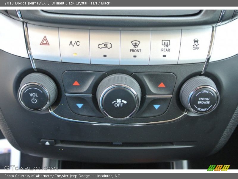 Brilliant Black Crystal Pearl / Black 2013 Dodge Journey SXT