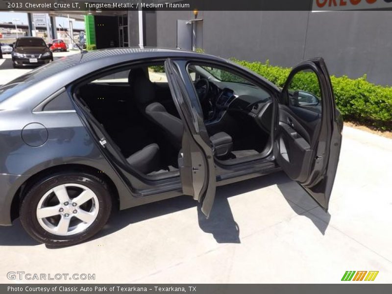Tungsten Metallic / Medium Titanium 2013 Chevrolet Cruze LT