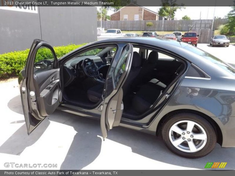 Tungsten Metallic / Medium Titanium 2013 Chevrolet Cruze LT