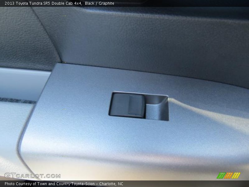 Black / Graphite 2013 Toyota Tundra SR5 Double Cab 4x4