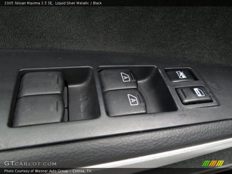 Liquid Silver Metallic / Black 2005 Nissan Maxima 3.5 SE