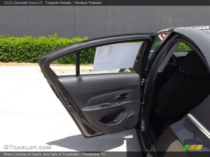Tungsten Metallic / Medium Titanium 2013 Chevrolet Cruze LT