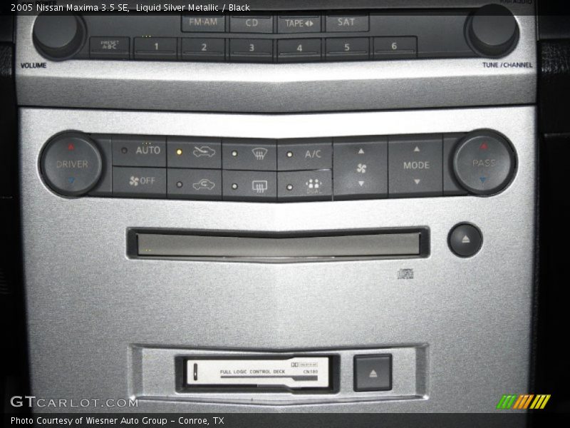 Liquid Silver Metallic / Black 2005 Nissan Maxima 3.5 SE