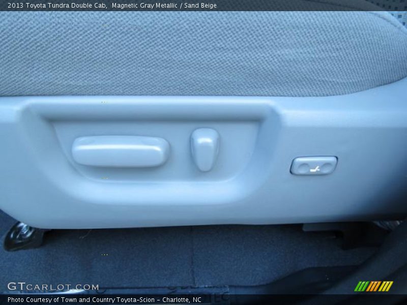Magnetic Gray Metallic / Sand Beige 2013 Toyota Tundra Double Cab