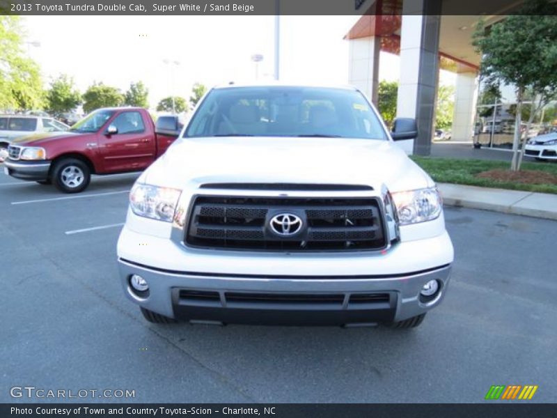 Super White / Sand Beige 2013 Toyota Tundra Double Cab