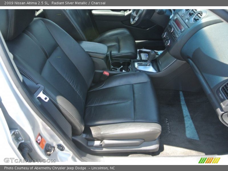 Radiant Silver Metallic / Charcoal 2009 Nissan Altima 2.5 SL