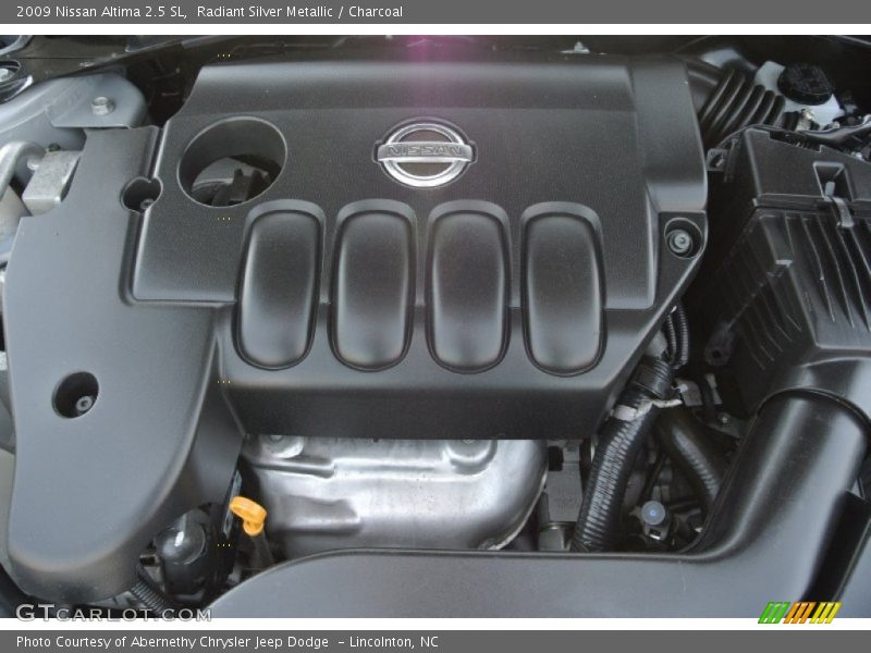 Radiant Silver Metallic / Charcoal 2009 Nissan Altima 2.5 SL