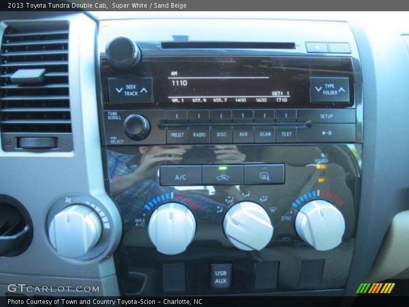 Super White / Sand Beige 2013 Toyota Tundra Double Cab