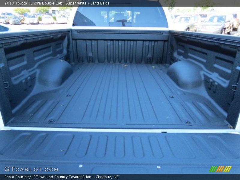 Super White / Sand Beige 2013 Toyota Tundra Double Cab