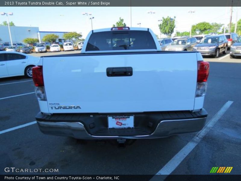 Super White / Sand Beige 2013 Toyota Tundra Double Cab