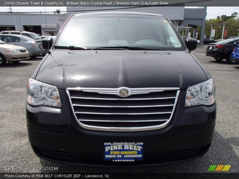 Brilliant Black Crystal Pearl / Medium Slate Gray/Light Shale 2009 Chrysler Town & Country LX