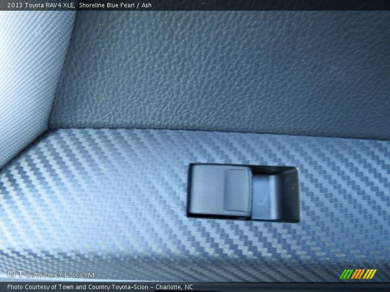 Shoreline Blue Pearl / Ash 2013 Toyota RAV4 XLE