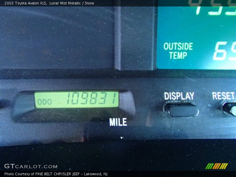 Lunar Mist Metallic / Stone 2003 Toyota Avalon XLS