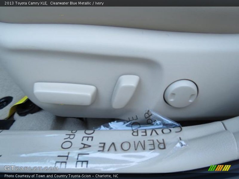 Clearwater Blue Metallic / Ivory 2013 Toyota Camry XLE