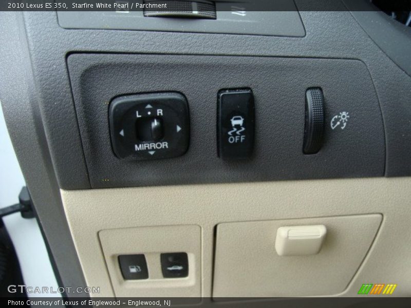 Starfire White Pearl / Parchment 2010 Lexus ES 350