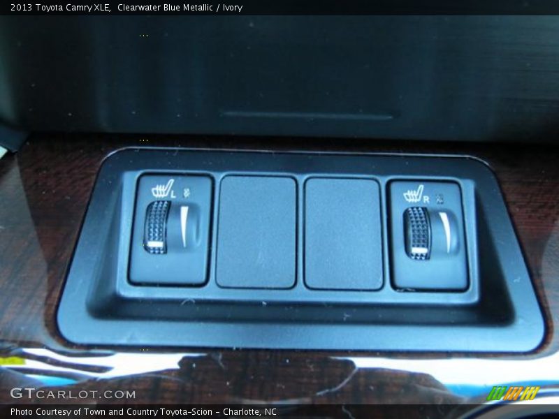 Clearwater Blue Metallic / Ivory 2013 Toyota Camry XLE