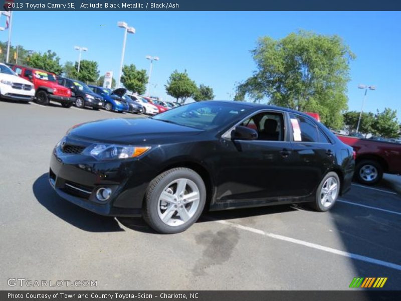 Attitude Black Metallic / Black/Ash 2013 Toyota Camry SE