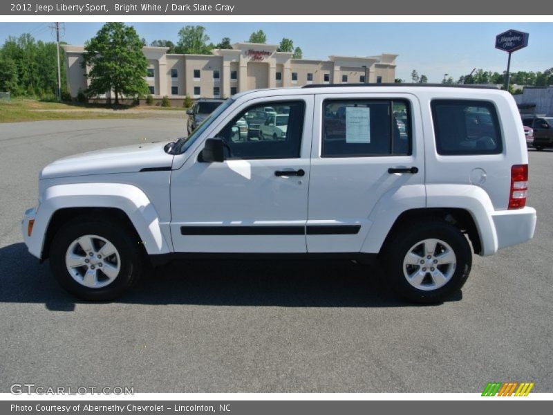 Bright White / Dark Slate Gray 2012 Jeep Liberty Sport