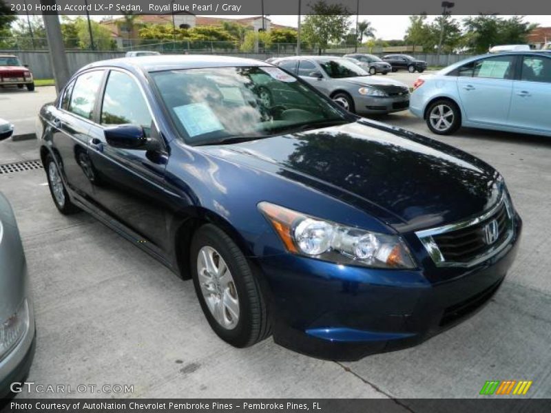 Front 3/4 View of 2010 Accord LX-P Sedan