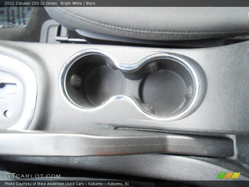 Bright White / Black 2012 Chrysler 200 LX Sedan