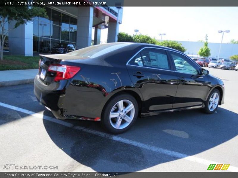 Attitude Black Metallic / Black/Ash 2013 Toyota Camry SE