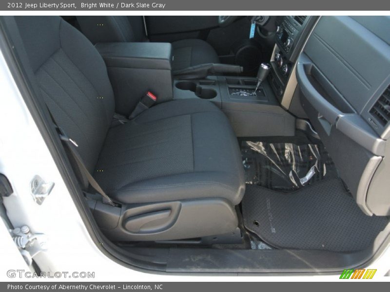 Bright White / Dark Slate Gray 2012 Jeep Liberty Sport