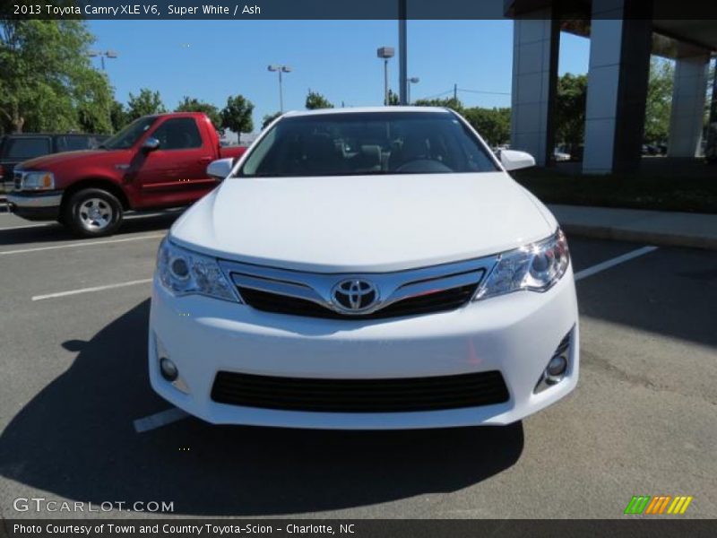 Super White / Ash 2013 Toyota Camry XLE V6