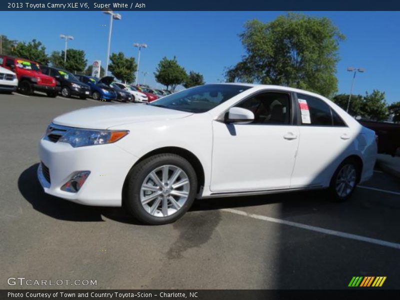 Super White / Ash 2013 Toyota Camry XLE V6