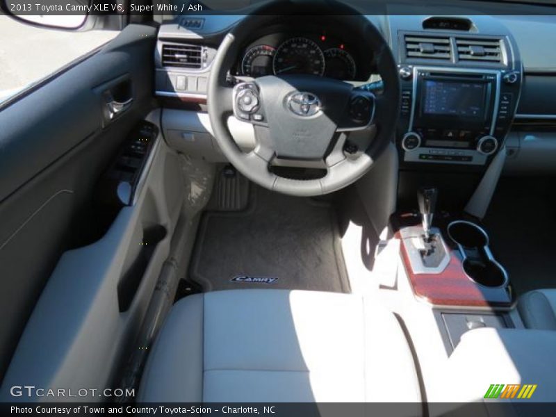 Super White / Ash 2013 Toyota Camry XLE V6