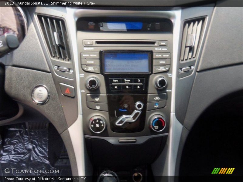 Shimmering White / Gray 2013 Hyundai Sonata SE