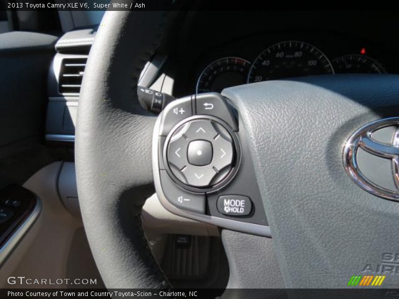 Super White / Ash 2013 Toyota Camry XLE V6