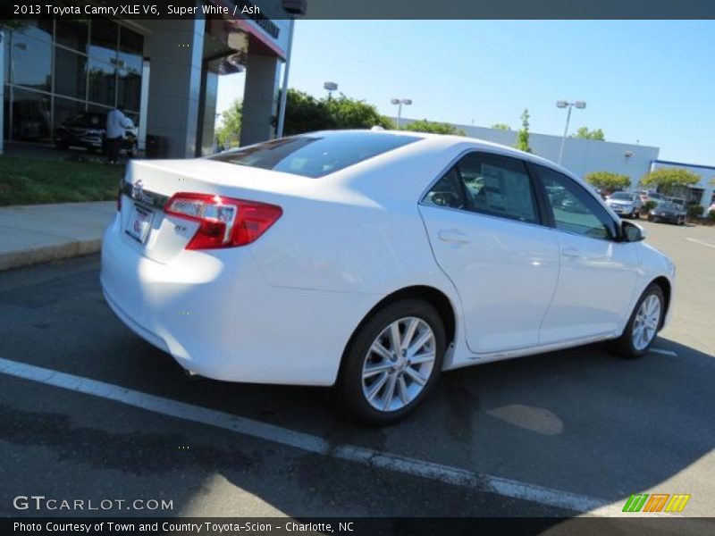 Super White / Ash 2013 Toyota Camry XLE V6