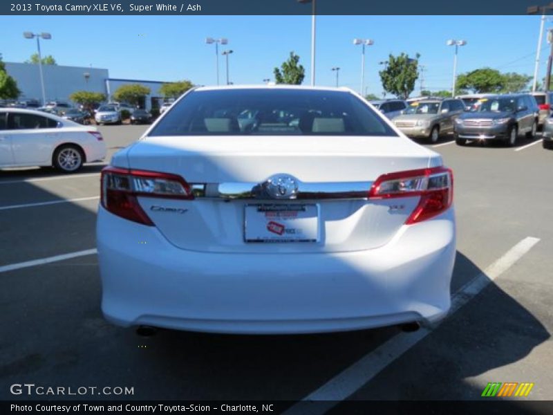 Super White / Ash 2013 Toyota Camry XLE V6