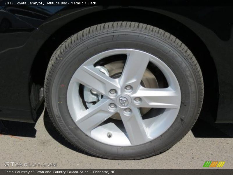 Attitude Black Metallic / Black 2013 Toyota Camry SE