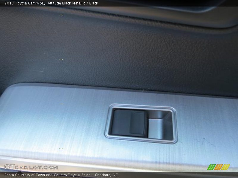 Attitude Black Metallic / Black 2013 Toyota Camry SE